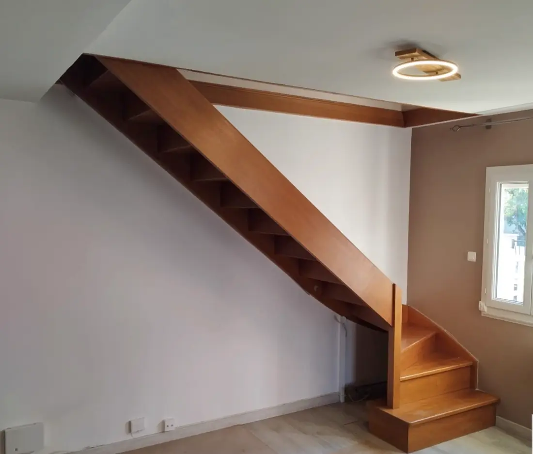 Escalier, Paray-Vieille-Poste, Essonne — 2023, avant : L'ouvrage déposé.